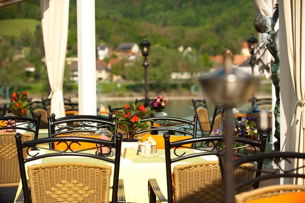 Aggsbach Romantikhotel Residenz Wachau מראה חיצוני תמונה